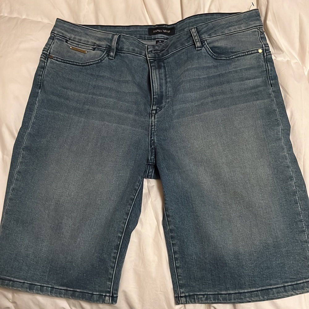 Ivanka Trump Jean Shorts- knee length size 14. NWT